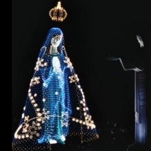 Drones formam imagem de N.S. Aparecida em frente ao Cristo Redentor