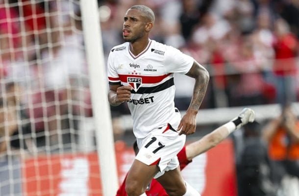 ANDRÉ SILVA - Um pouco isolado no ataque, até tentou sair da área para ajudar, mas não foi muito efetivo - Nota 5,0 - Paulo Pinto / São Paulo