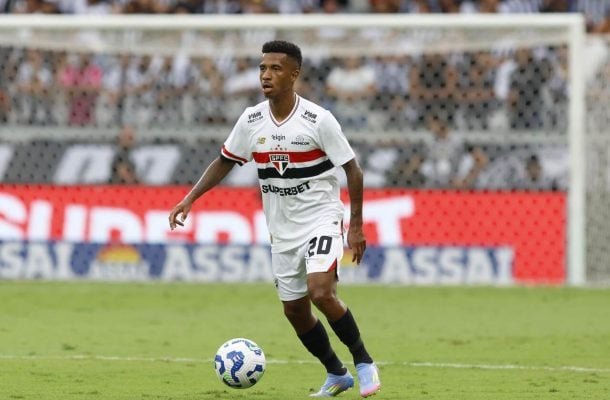 MARCOS ANTÔNIO - Concedeu alguns espaços na defesa e pouco acrescentou no ataque - Nota  5,0 - Rubens Chiri/Saopaulofc.net