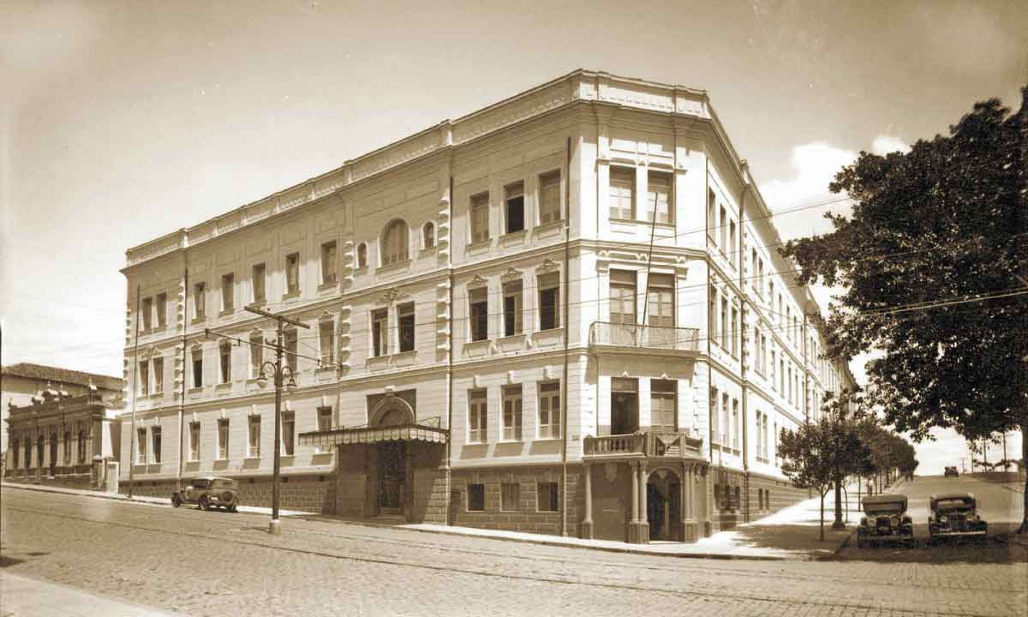 Grande Hotel de Belo Horizonte, que ficava na Avenida Augusto de Lima na esquina com a Rua da Bahia, no Centro
