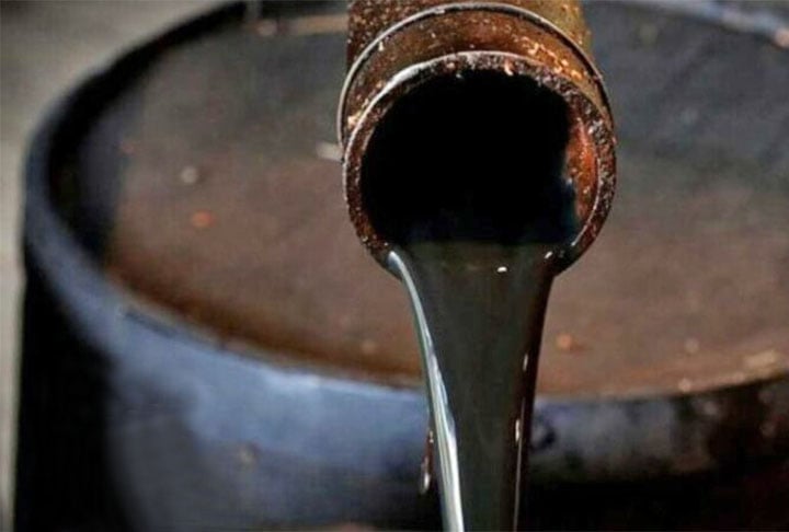 1º) Óleos brutos de petróleo ou minerais betuminosos (13,3%) – Valor total arrecadado: US$ 44,8 bilhões.