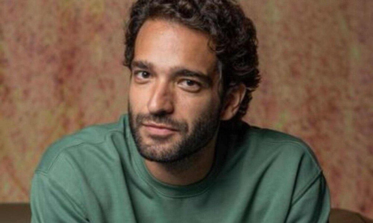 Humberto Carrão evita imprensa e foge de pergunta sobre Cauã Reymond - (crédito: Tupi - Pablo Oliveira) Humberto Carrão evita imprensa e foge de pergunta sobre Cauã Reymond - (crédito: Tupi - Pablo Oliveira)