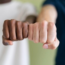 Movimentos lançam manifesto em defesa da equidade racial - DINO