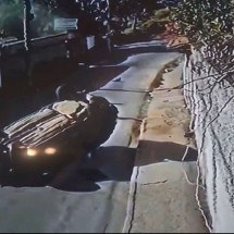 O que se sabe sobre caso de mãe e filho mortos abraçados em atropelamento - Reprodução