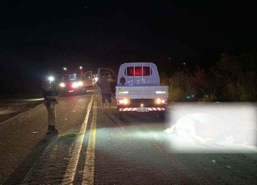Motociclista morre e dois ficaram feridos em acidente com égua -  (crédito: PMRv/Divulgação)
