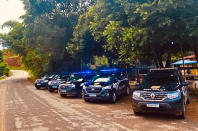 A Polícia Civil de Minas Gerais (PCMG) deflagrou, na sexta-feira (9/5), a operação Muralhas de Areia para desarticular uma organização criminosa -  (crédito: PCMG/Divulgação)