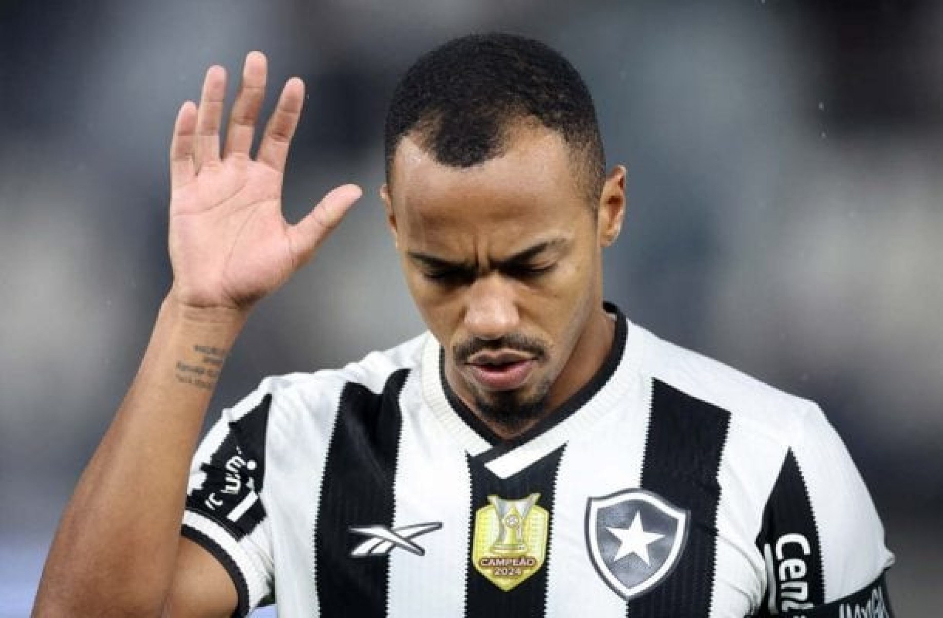 Marlon Freitas analisa goleada do Botafogo pelo Brasileirão: ‘Busca por melhor versão’