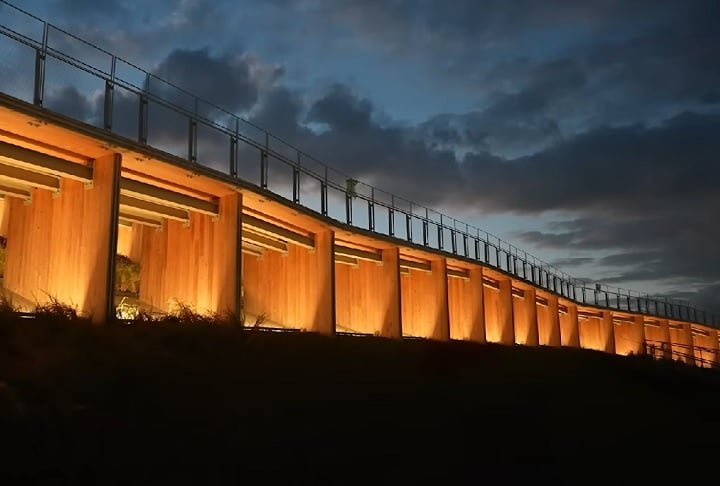 O arquiteto responsÃ¡vel pelo "Grand Ring", Sou Fujimoto, manifestou o desejo de preservar ao menos parte da construÃ§Ã£o.