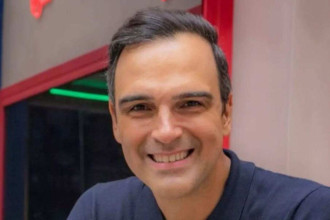 Tadeu Schmidt fala sobre baixa audiência do BBB25 e defende proposta da edição - (crédito: Tupi - Pablo Oliveira) Tadeu Schmidt fala sobre baixa audiência do BBB25 e defende proposta da edição - (crédito: Tupi - Pablo Oliveira)