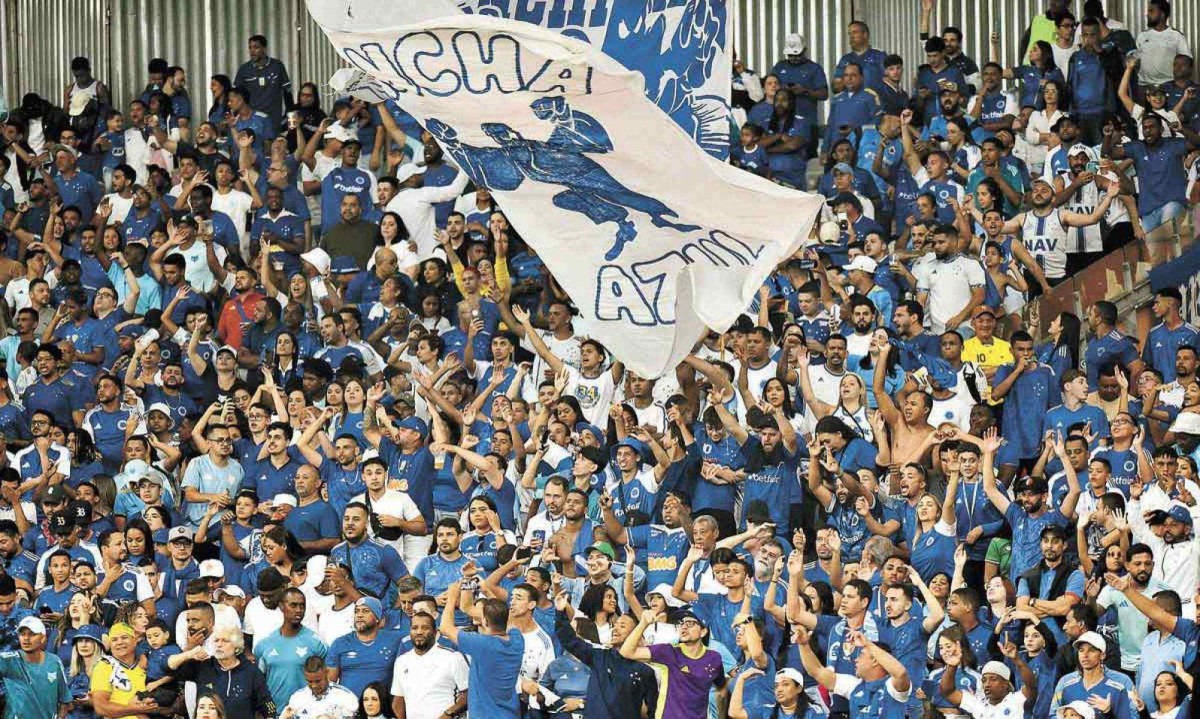 O Mineirão deverá ficar lotado no clássico contra o Atlético, domingo, pelo Brasileiro. No jogo contra o Flamengo, foram quase 53 mil espectadores - (crédito: Ramon Lisboa/EM/D.A. Press) O Mineirão deverá ficar lotado no clássico contra o Atlético, domingo, pelo Brasileiro. No jogo contra o Flamengo, foram quase 53 mil espectadores - (crédito: Ramon Lisboa/EM/D.A. Press)