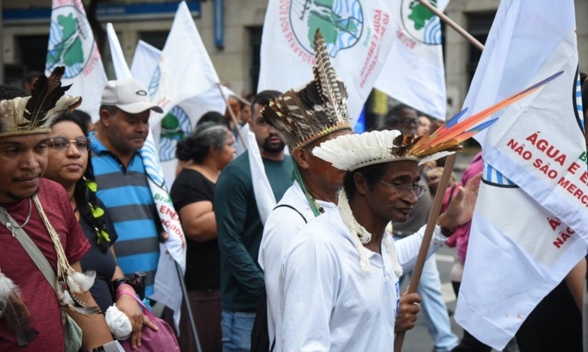Marcha dos Atingidos no centro de Belo Horizonte