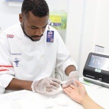 Drogaria oferece teste gratuito de hipotireoidismo em BH e região - Imagem: Reprodução/Drogaria Araujo