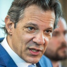 Governo deve excluir temas ‘políticos’ para aprovar regulação de mercados digitais -  (crédito: Platobr Economia)