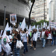 Atingidos pela tragédia de Brumadinho protestam contra fim de auxílio - Gladyston Rodrigues