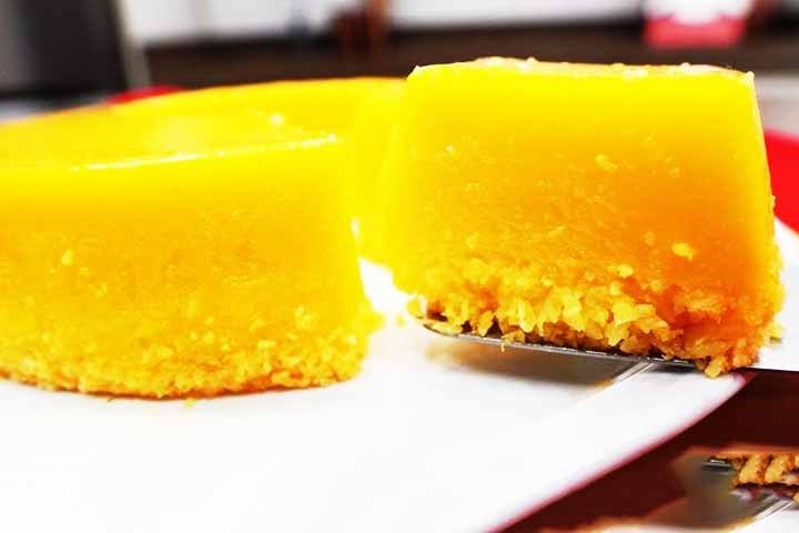 Antigamente, chamava-se também quindim de iaiá. Isso porque Íaiá era o tratamento que os escravos davam às meninas e às moças da casa grande. 