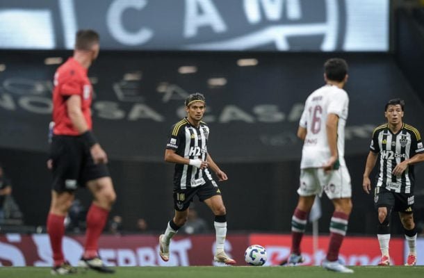 GUSTAVO SCARPA: Muito bem visado, marcado pela equipe do Fluminense, principalmente por Martinelli. Quando teve liberdade achou bons passes e conseguiu progredir ao ataque, sendo perigoso a meta de FÃ¡bio. NOTA: 6,0. Foto: Pedro de Souza/AtlÃ©tico