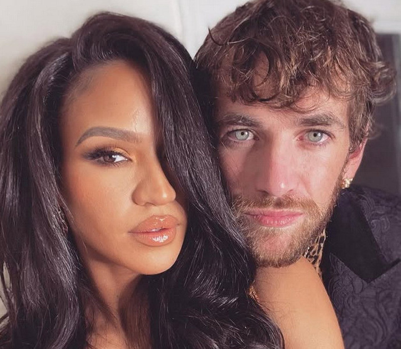 Cassie Ventura e o marido, o personal trainer Alex Fine. Os dois se casaram em 2019