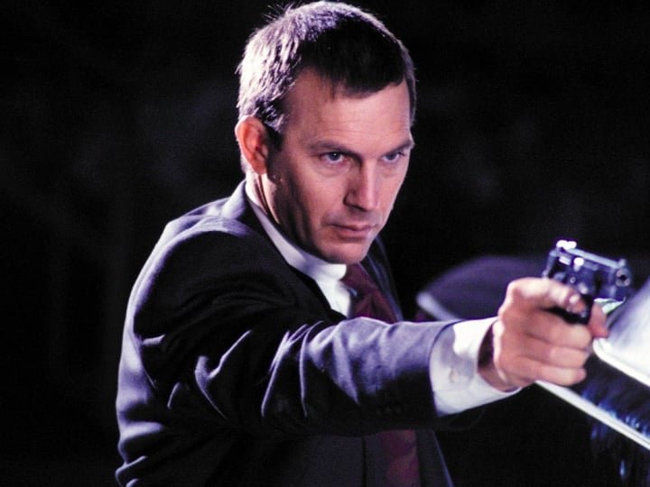 Costner continuou ganhando papéis em filmes importantes nos anos 1990, como "JFK: A Pergunta que Não Quer Calar" (1991), "Robin Hood: O Príncipe dos Ladrões" (1991), "O Guarda-Costas" (1992), "Um Mundo Perfeito" (1993) e "O Jogo da Paixão" (1996).