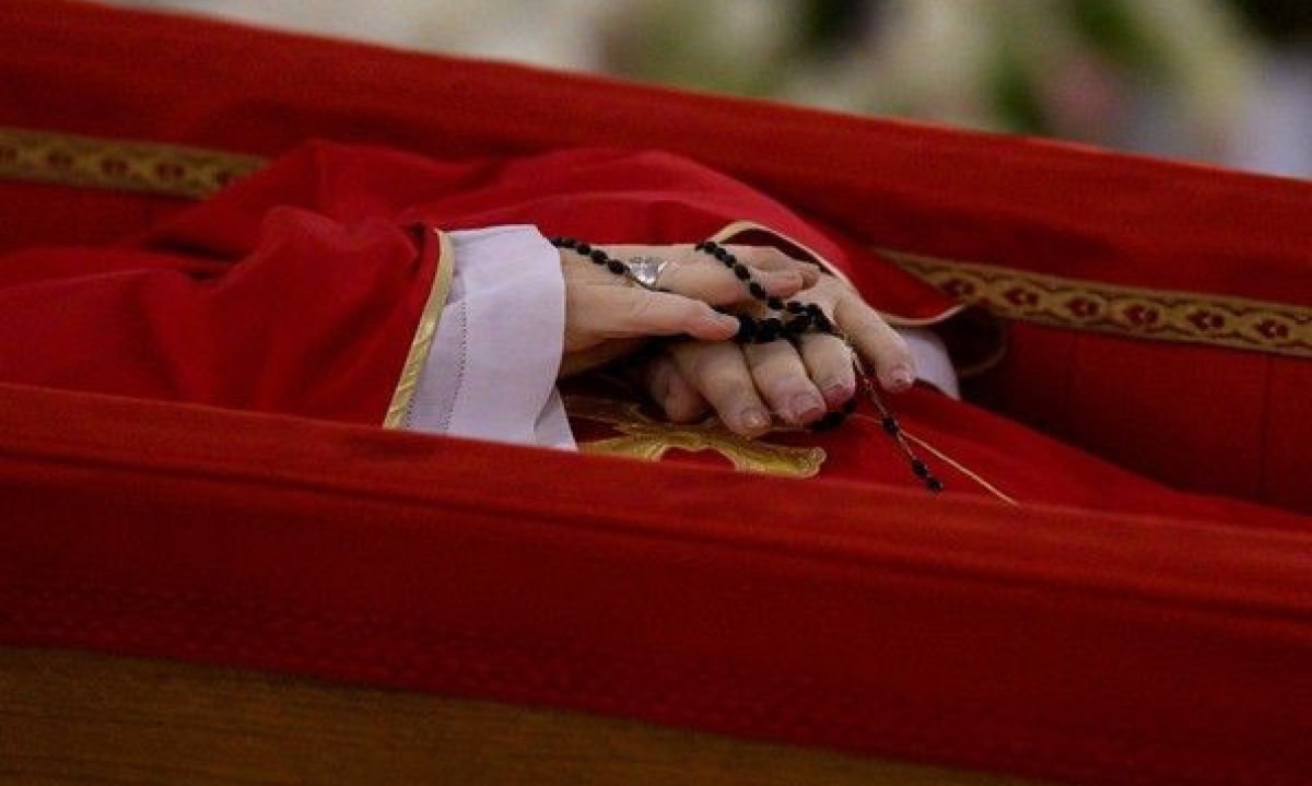 Último adeus a Francisco: Entenda os três ritos do funeral papal - (crédito: Tupi - Pablo Oliveira) Último adeus a Francisco: Entenda os três ritos do funeral papal - (crédito: Tupi - Pablo Oliveira)