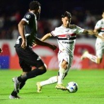 Atuações do São Paulo contra o Libertad: Tricolor se impõe mesmo com um a menos, mas mostra dificuldades na defesa - Divulgação/Conmebol