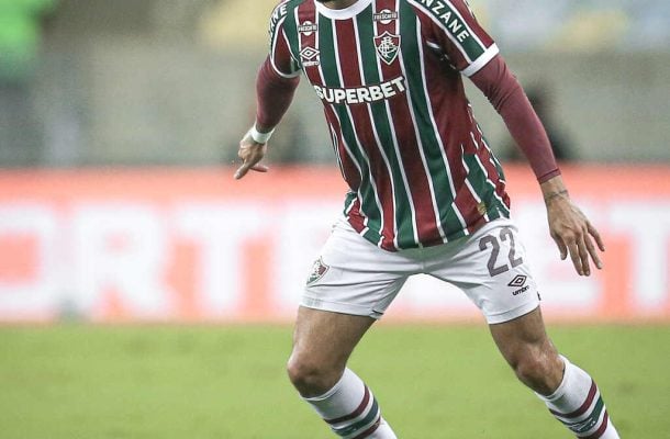  FREYTES – Vacilou em alguns lances pelo alto, como no final do primeiro tempo, quando Norambuena ganhou de cabeça e quase marcou. Nota: 5,5. Foto: Lucas Merçon e Marcelo Gonçalves