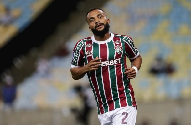 SAMUEL XAVIER – Apareceu bastante no apoio, aproveitando que o Unión Española estava recuado. Passou a atuar quase como ponta quando os chilenos ficaram com um a menos. Fez boa parceria com Árias. Na defesa, deu espaços para Aránguiz, que criou jogadas perigosas às suas costas. No segundo tempo, virou de vez um ponta direita. Apareceu na jogada do primeiro gol e fez o segundo. Ao lado de Árias, o melhor do Flu. NOTA 7,5. Foto: Lucas Merçon e Marcelo Gonçalves