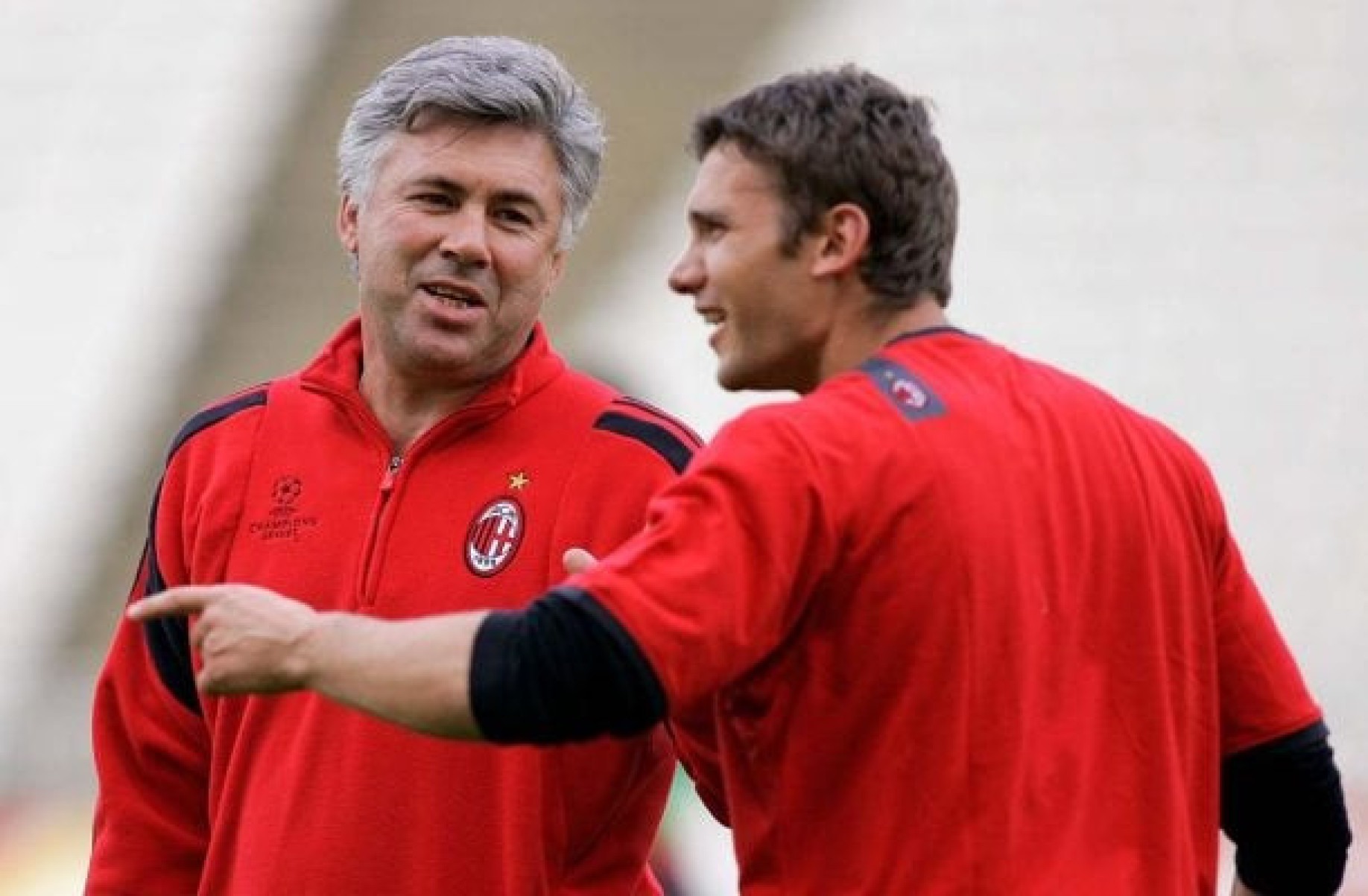 Ex-melhor do mundo, Shevchenko aprova Ancelotti no Brasil