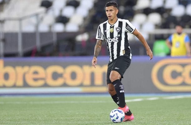 DAVID RICARDO - Transmitiu muita seguranÃ§a, com Ã³tima marcaÃ§Ã£o - Nota 6,5 - Vitor Silva/Botafogo