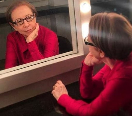 Fernanda Montenegro é amplamente reconhecida como a maior atriz brasileira de todos os tempos. Ela recebeu 119 indicações a diversos prêmios. 
