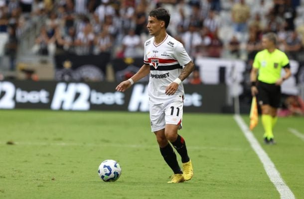FERREIRA - Não conseguiu ter o destaque das outras partidas. Até se movimentou bem na primeira etapa, mas não conseguiu ser decisivo e perdeu uma grande oportunidade no segundo tempo. Nota: 5,5 - Foto: Rubens Chiri/São Paulo FC