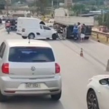 Acidente entre carro e caminhão deixa um ferido no Anel Rodoviário de BH - Reprodução/Redes sociais