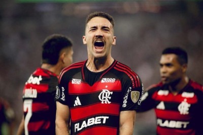 O Flamengo recebeu a LDU nesta quinta-feira, 15/5, pela 5ª rodada do Grupo C da Libertadores. Veja como o Jogada10 avaliou a performance dos rubro-negros, que venceram por 2 a 0. Foto: Gilvan de Souza/Flamengo -  (crédito: Gilvan de Souza/Flamengo)