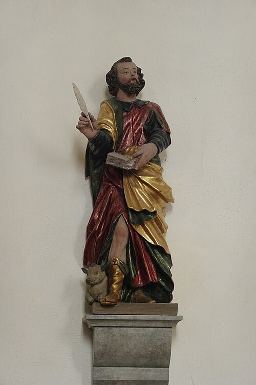 São Lucas foi um médico e companheiro de viagem de São Paulo. Nasceu na Antioquia (atual Turquia) no século I e morreu por volta de 84 d.C., possivelmente na Grécia.