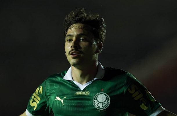  MAURÍCIO - Buscou achar espaços, principalmente pela direita, para levar o time ao ataque e fez ótima jogada dando a assistência para o gol de Facundo Torres, o segundo do Palmeiras. Muito ativo no primeiro tempo, mais apagado na etapa final. NOTA 6,5. Foto: Cesar Greco/Palmeiras