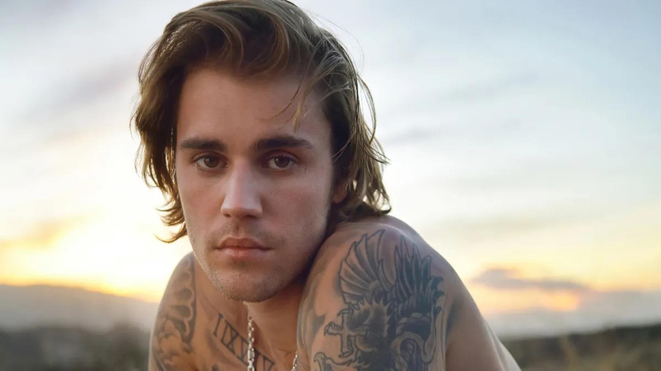 Justin Bieber vende catálogo musical para evitar colapso financeiro