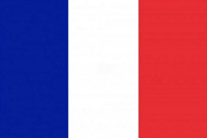 4º - França: área 643.801 km², população ~68.000.000