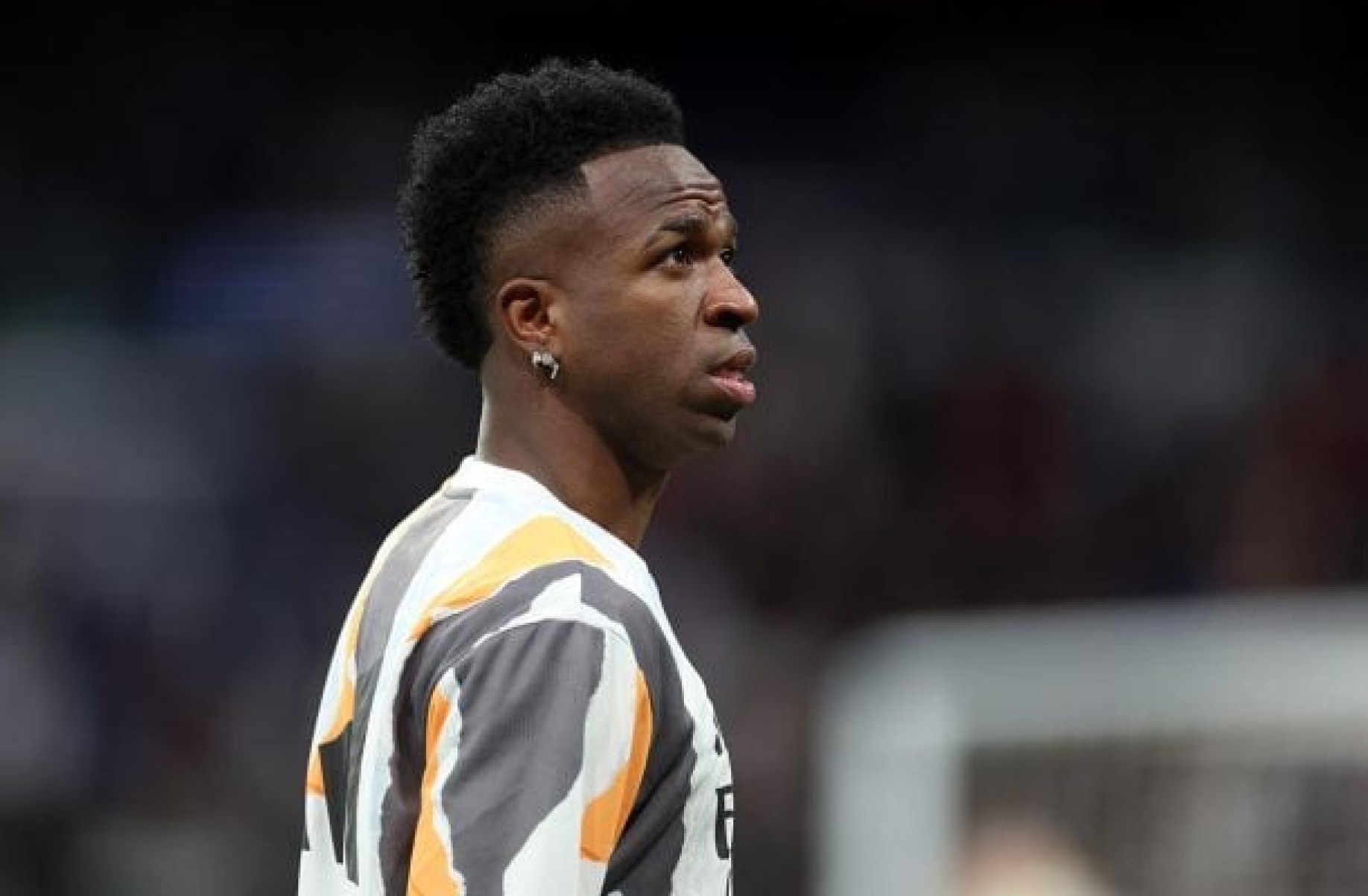 Torcedores do clube de Ronaldo são condenados à prisão por insultos racistas a Vini Jr Torcedores do clube de Ronaldo são condenados à prisão por insultos racistas a Vini Jr