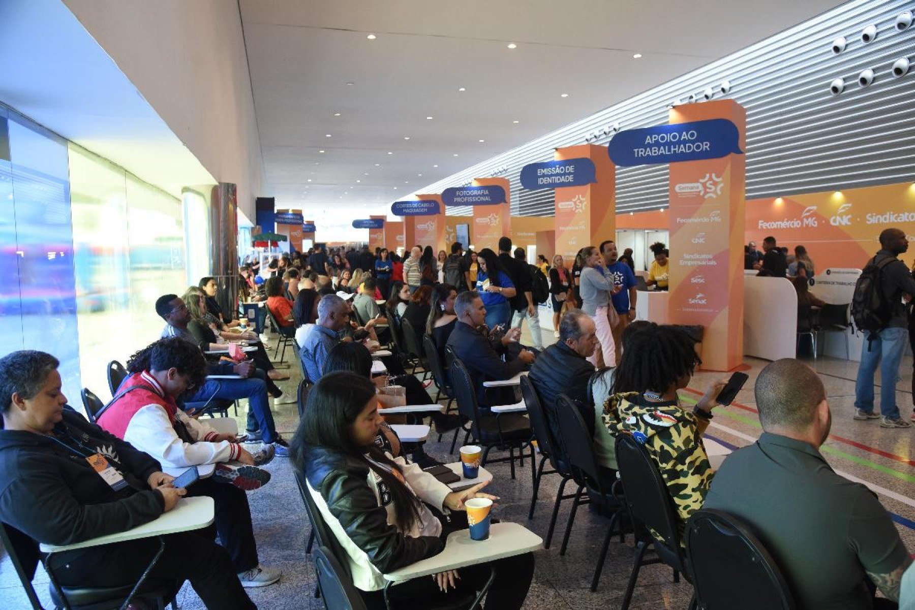 Semana S do Sistema Fecomercio oferece diversas atividades e exames de gratuitos, alem de feira de empregos, no Expominas-Gladyston Rodrigues/EM/D.A. Press