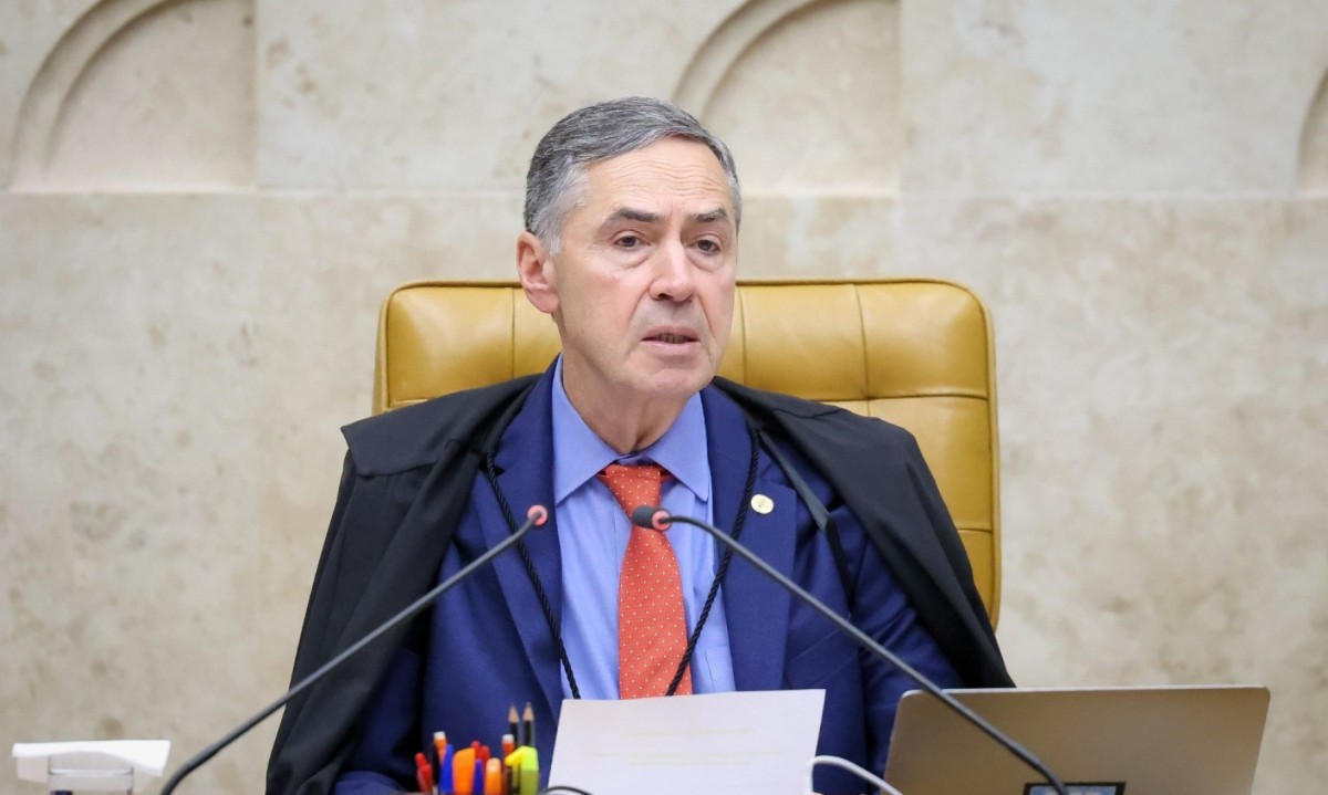 Barroso vem desde o início fazendo, em entrevistas e palestras, uma série de manifestações contrárias às críticas aos gastos da Justiça -  (crédito: Gustavo Moreno/STF)