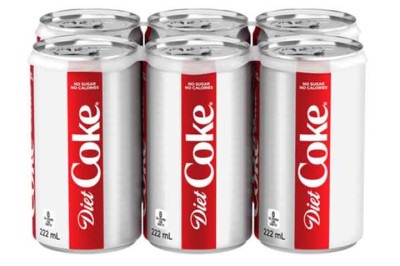 Os refrigerantes,os tradicionais e os zeros, são produtos ultraprocessados que contêm corantes, conservantes, aromas sintéticos e gás carbônico. Mesmo sem o açúcar refinado das versões originais, eles são adoçados com substitutos como aspartame e stevia -  (crédito: Divulgação)