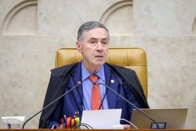 Barroso vem desde o início fazendo, em entrevistas e palestras, uma série de manifestações contrárias às críticas aos gastos da Justiça -  (crédito: Gustavo Moreno/STF)