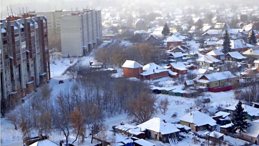 Em várias cidades pelo mundo os habitantes vivem submetidos a temperaturas extremamente frias, sempre abaixo de zero. Veja algumas: -Reprodução do site http://brasileironarussia.com/