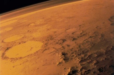 Estruturas poligonais que foram formadas há bilhões de anos foram descobertas no solo de Marte. -  (crédito: divulgação / nasa)