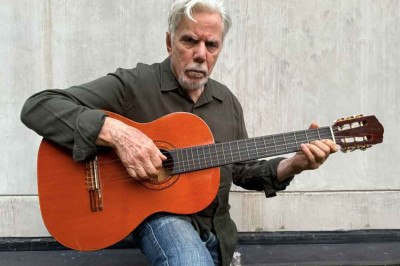 Reginaldo Faria conta que cresceu cercado e influenciado por amigos que tocavam violão nas serenatas em Friburgo, no Rio de Janeiro -  (crédito: Mônica Martins/Divulgação)