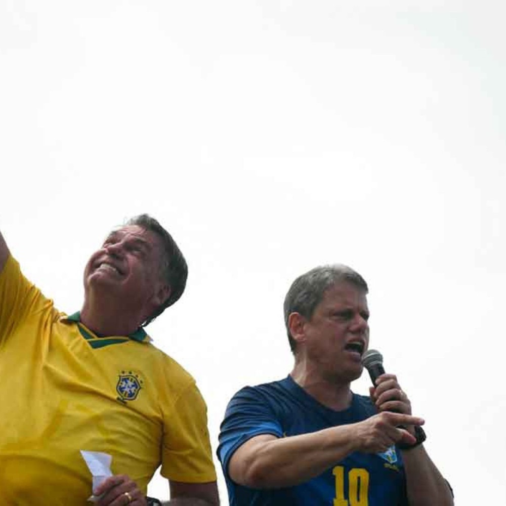 Ciúme e medo de traição no ninho bolsonarista