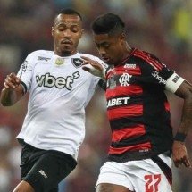 Atuações do Flamengo contra o Botafogo: Sistema ofensivo ineficiente no clássico - Gilvan de Souza/Flamengo