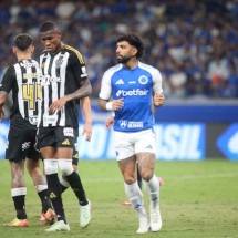 Gabigol entrou nos minutos finais do clássico entre Cruzeiro e Atlético, no Mineirão -  (crédito: Edesio Ferreira/EM/D.A. Press)