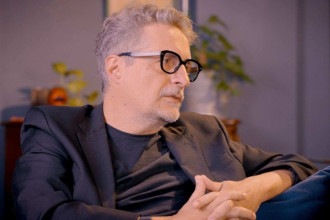 Anistia de 1979 foi ‘cláusula de sacanagem’, diz Kleber Mendonça Filho