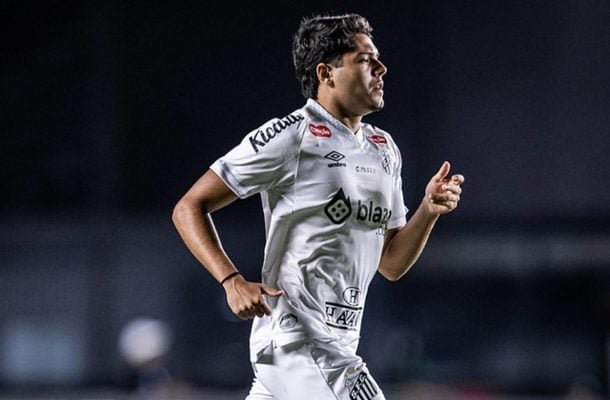 LUCA MEIRELLES - Teve pouco tempo em campo ao entrar na segunda etapa. SEM NOTA.Foto: Raul Baretta/ Santos FC.