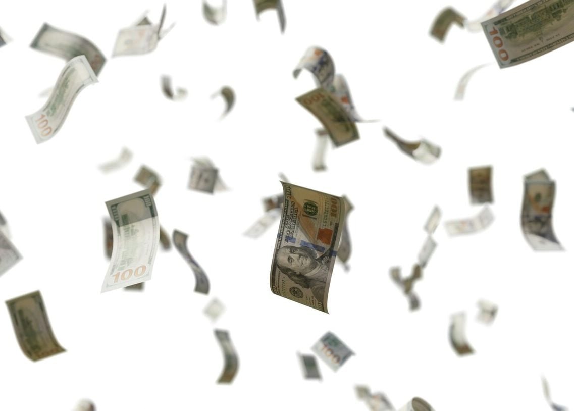 O setor de tecnologia é o principal responsável pela geração dessas grandes riquezas. As mulheres, por sua vez, são minoria na lista. Veja quem são os 15 maiores superbilionários do mundo!